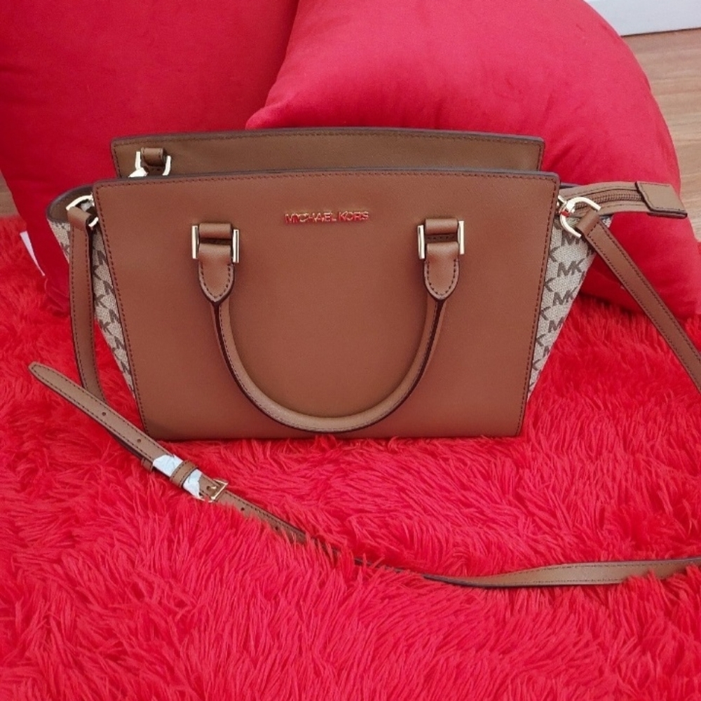 Brown MK purse
